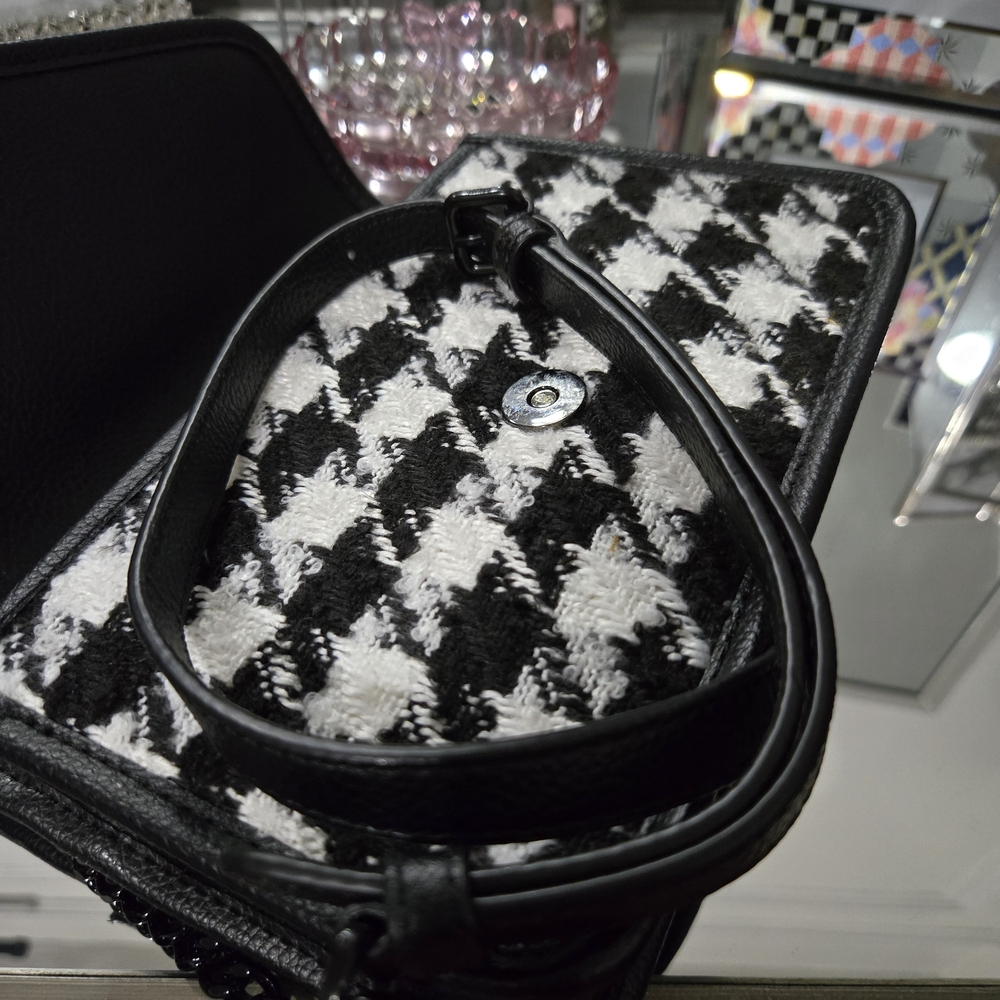 DKNY Black and White Houndstooth Crossbody Bag - Picture 2 of 6